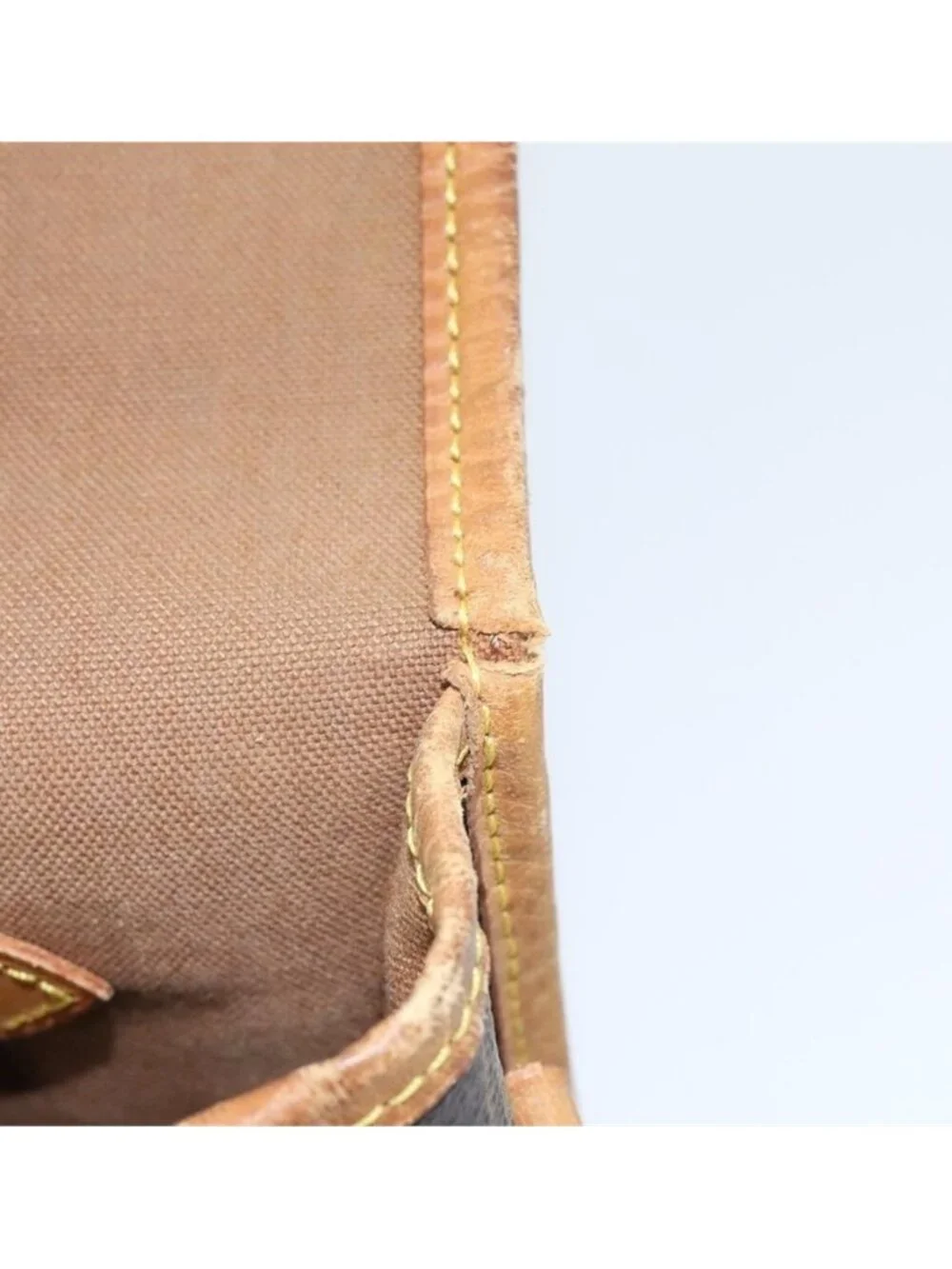 Authentic LOUIS VUITTON Monogram Gibeciere MM Shoulder Bag M42247 LV